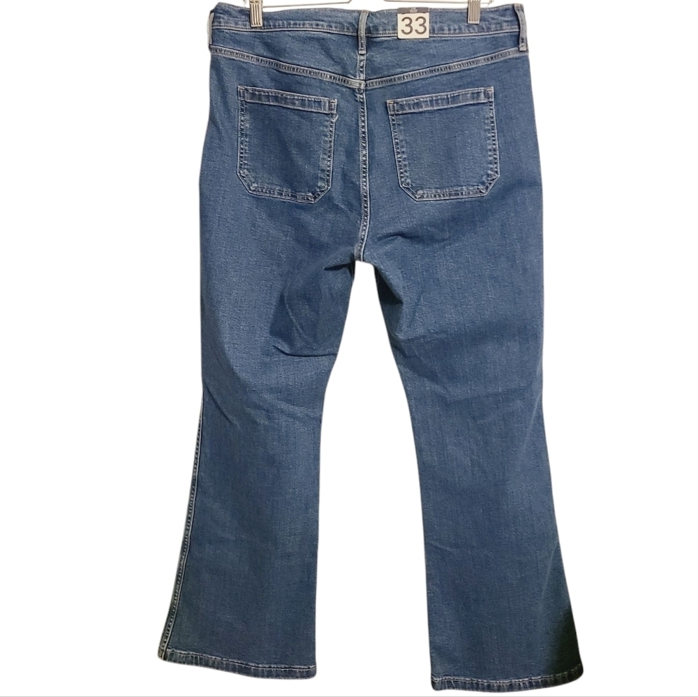Gap | Women's Flared High Rise Medium Indigo Blue Jeans (Size 16R/33) - Picture 15 of 16